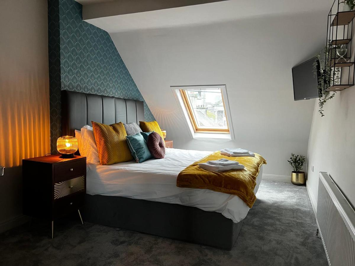 Woodquay House Hotel Голуей Екстериор снимка